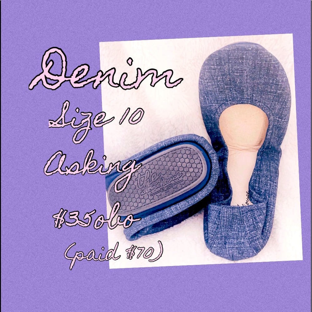 Beautiful Storehouse Flats Denim Size 10!! $35😊